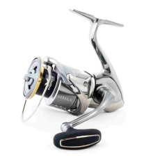 Катушка безынерционная SHIMANO STELLA C3000 FJ