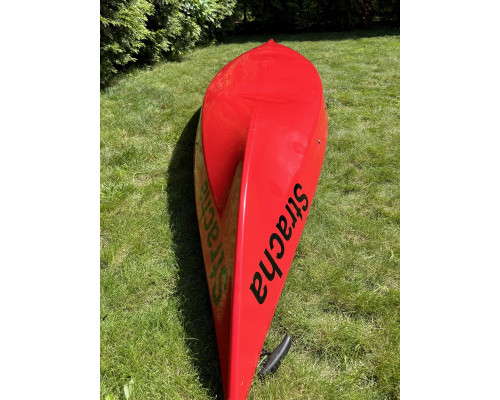 Каяк Априла Страча